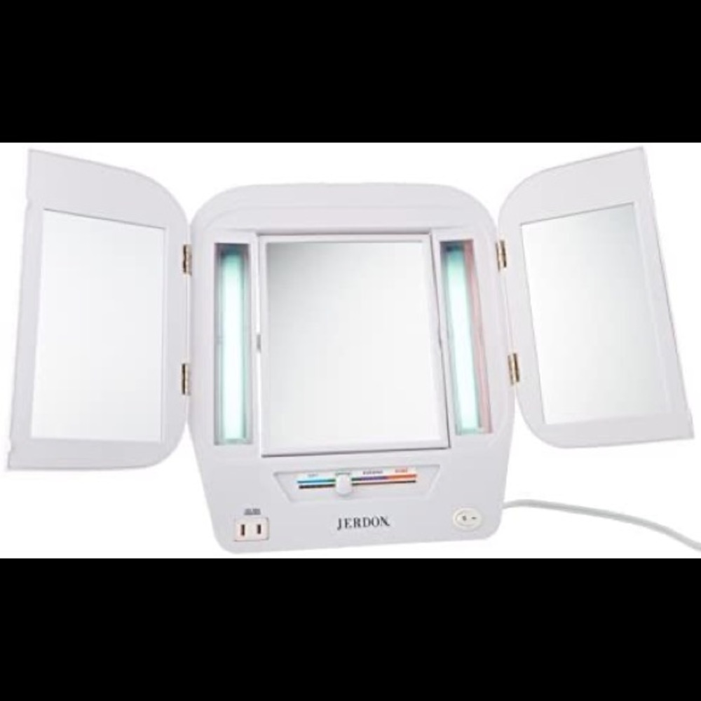 Jerdon JGL10W Lighted Makeup Mirror with 5X Magnification, White Finish, 11" x 3
